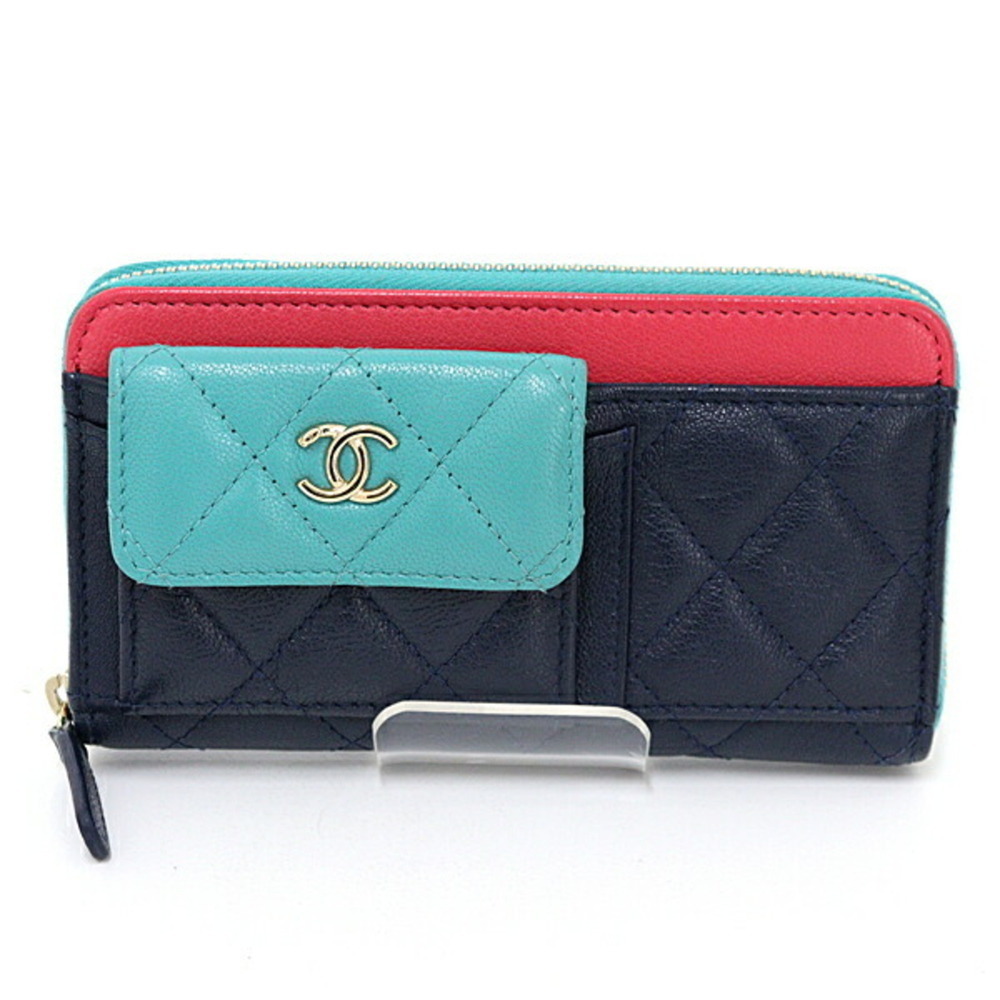CHANEL Pink Wallet